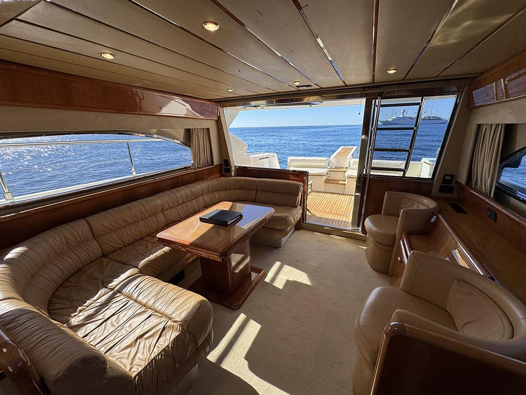 1999 FERRETTI YACHTS 53 